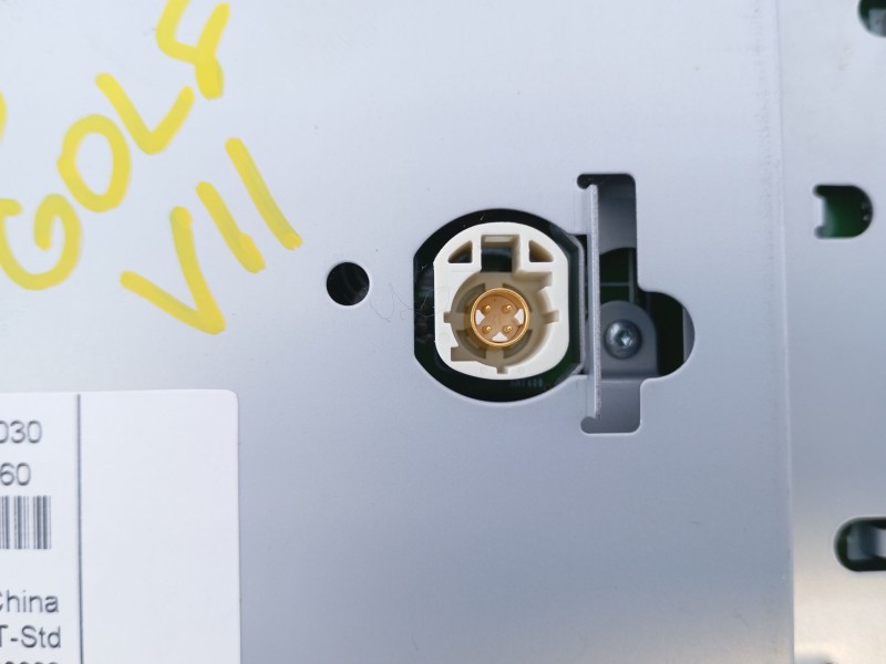 Recambio de sistema de audio/ radio usb para volkswagen golf vii lim. (bq1) sport referencia OEM IAM 5G0035819A 5G0919605 E2-A1-