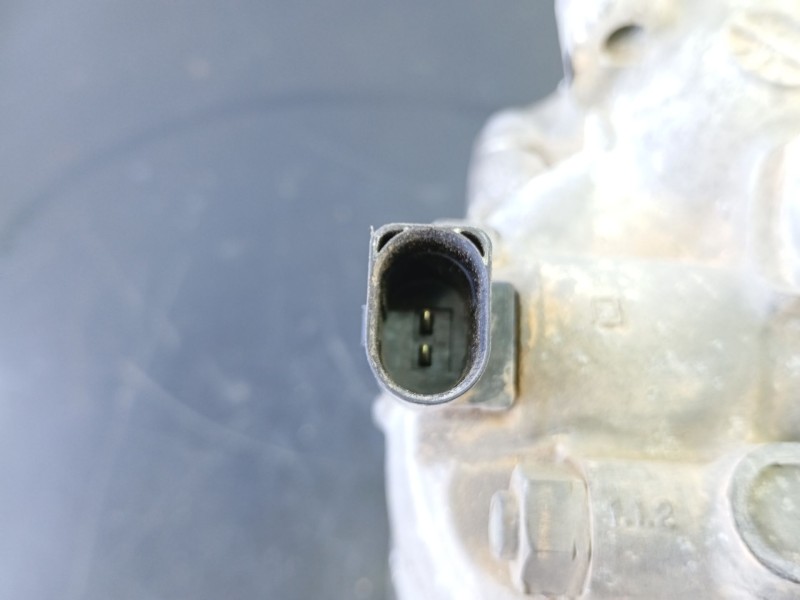 Recambio de compresor aire acondicionado para seat leon (1p1) 1.9 tdi referencia OEM IAM 5N0820803A  P3-A2-3-1