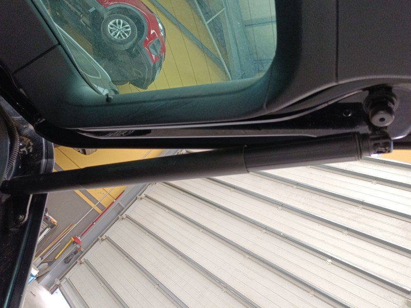 Recambio de amortiguador porton trasero derecho para volkswagen tiguan (ad1, ax1) 2.0 tdi referencia OEM IAM   