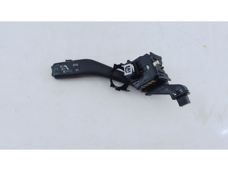 Recambio de mando intermitentes para seat leon (1p1) 1.9 tdi referencia OEM IAM   E2-A1-5-1