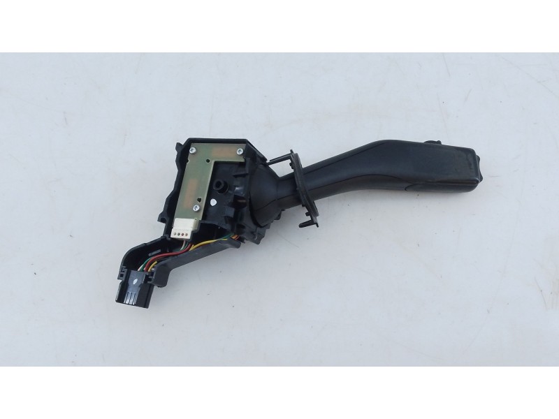Recambio de mando intermitentes para seat leon (1p1) 1.9 tdi referencia OEM IAM   E2-A1-5-1