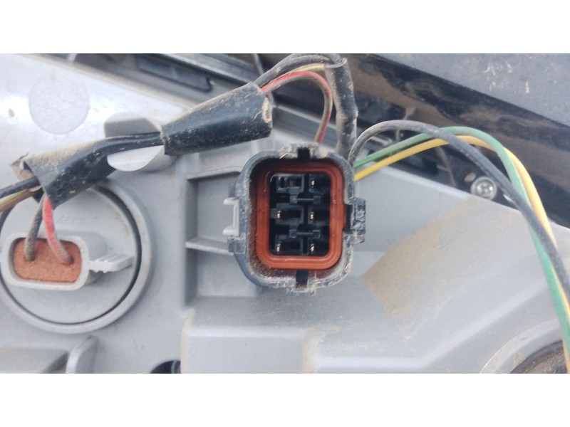 Recambio de piloto trasero derecho para ssangyong tivoli 1.2 referencia OEM IAM   