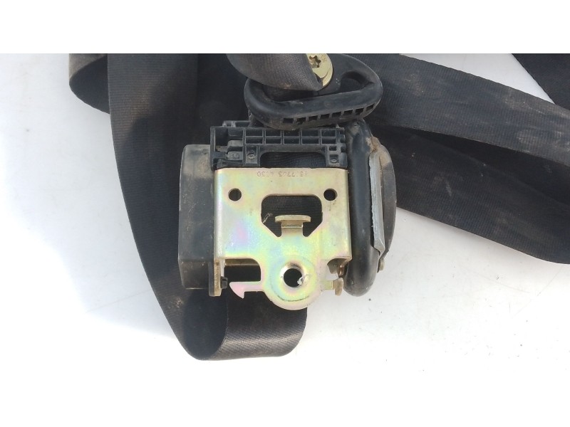 Recambio de cinturon seguridad trasero izquierdo para renault trafic referencia OEM IAM   E1-A1-40-2