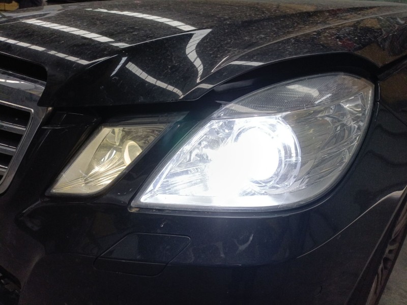 Recambio de faro izquierdo xenon para mercedes-benz clase e (w212) e 350 cgi (212.057) referencia OEM IAM   