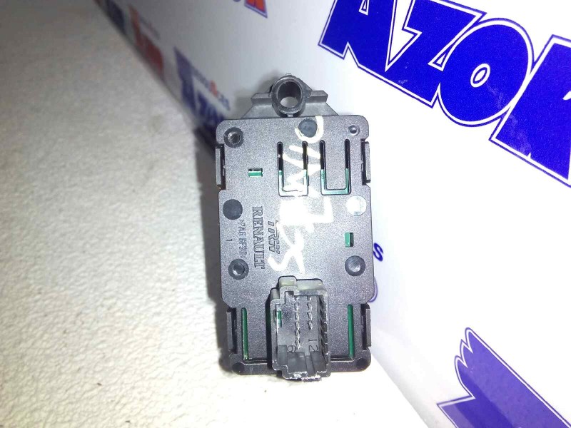 Recambio de freno de mano electrico para renault scenic iii bose edition referencia OEM IAM   