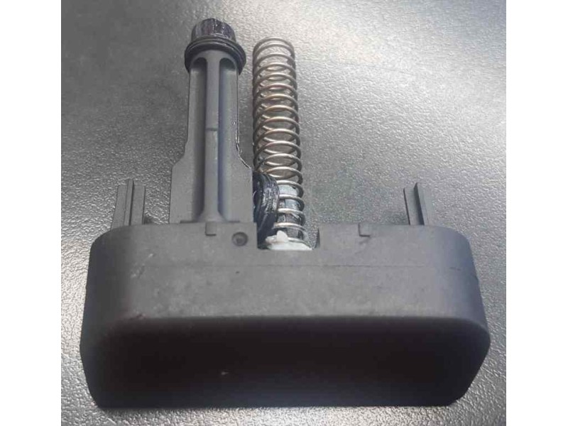 Recambio de pulsador maletero para renault scenic (ja..) referencia OEM IAM 1215-RN3002A NUEVO T2-1-B3-4