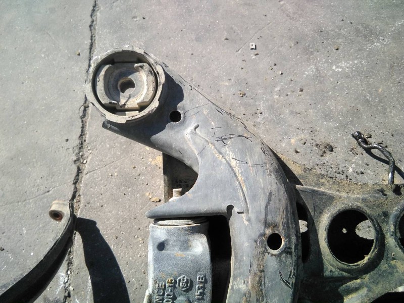 Recambio de cuna motor para volkswagen touareg (7la) tdi r5 referencia OEM IAM   PV-3-1