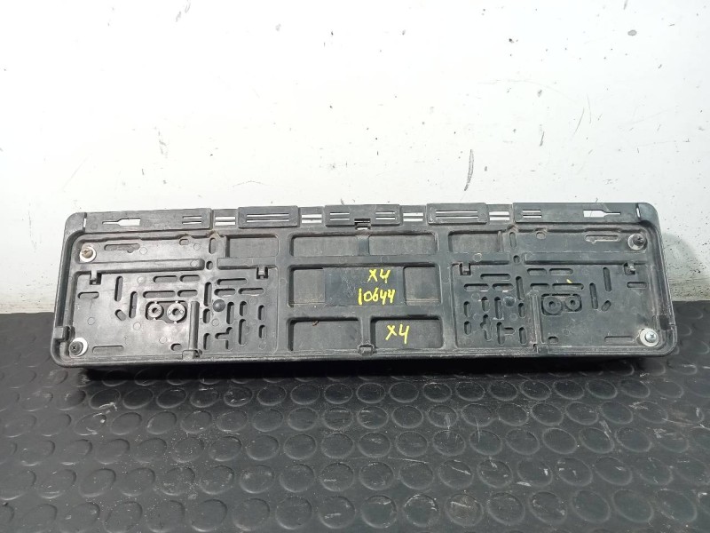 Recambio de portamatriculas para bmw x4 (f26) xdrive 30d referencia OEM IAM 51118059853  P2-A3-32