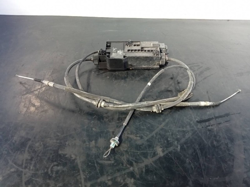 Recambio de modulo freno mano para bmw x5 (e70) xdrive40d referencia OEM IAM 3443685028902 P685028902 P1-B3-3