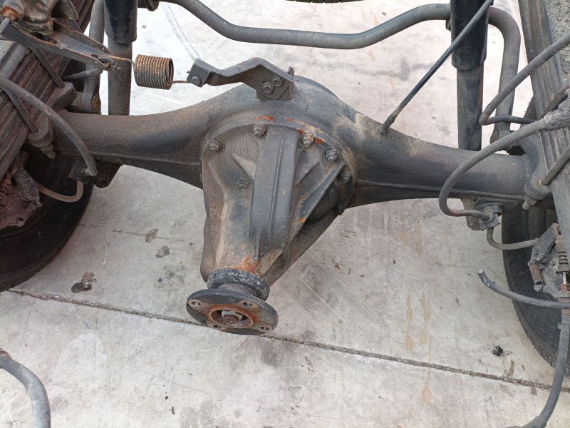 Recambio de puente trasero para renault maxity 2.5 diesel referencia OEM IAM   