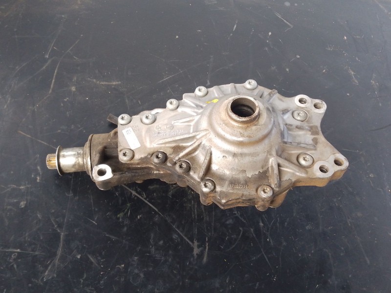 Recambio de diferencial delantero para land rover range rover velar referencia OEM IAM 40129377  P1-B3-18