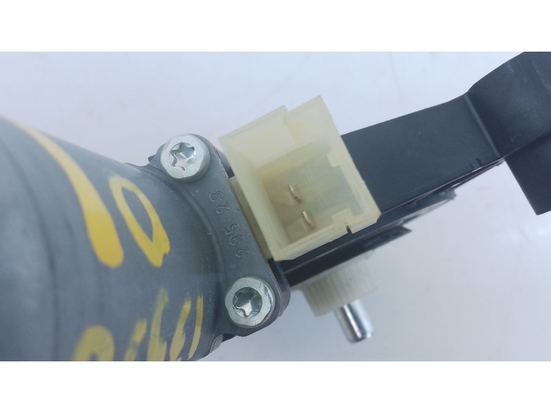 Recambio de motor elevalunas delantero izquierdo para skoda kodiaq i (ns6, ns7, nv7) 2.0 tdi referencia OEM IAM 0130822717  E1-A