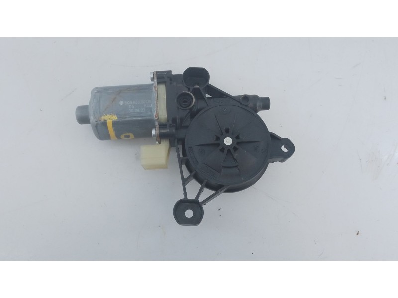 Recambio de motor elevalunas delantero izquierdo para skoda kodiaq i (ns6, ns7, nv7) 2.0 tdi referencia OEM IAM 0130822717  E1-A