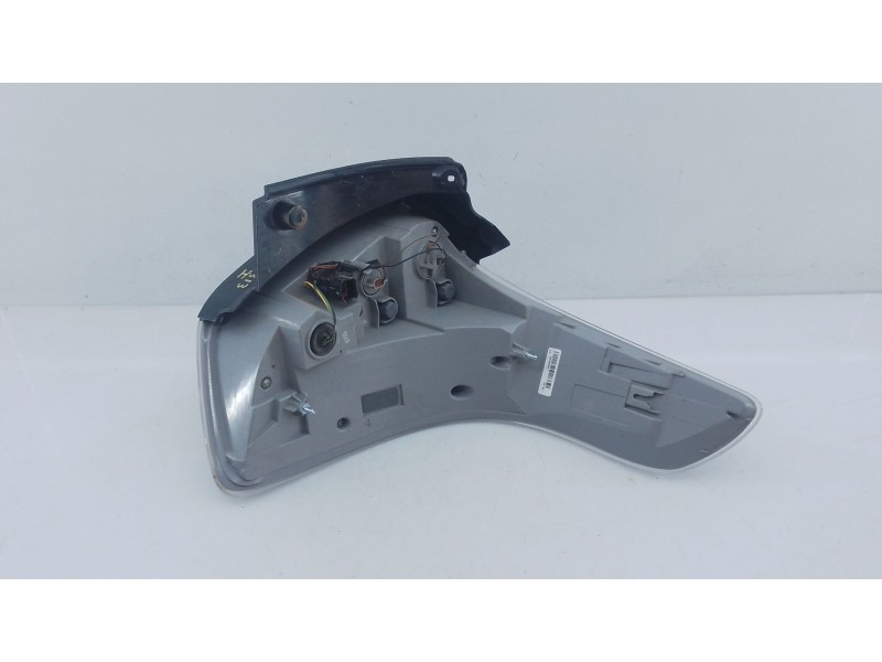 Recambio de piloto trasero izquierdo para ssangyong tivoli 1.2 referencia OEM IAM   