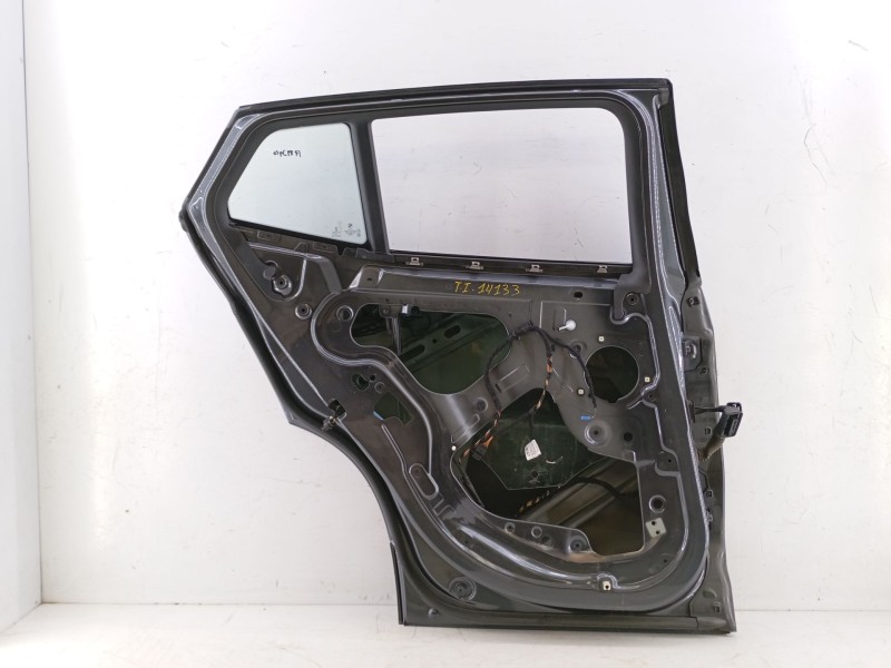 Recambio de puerta trasera izquierda para bmw x2 (f39) sdrive 18 d referencia OEM IAM   E4-A1-10
