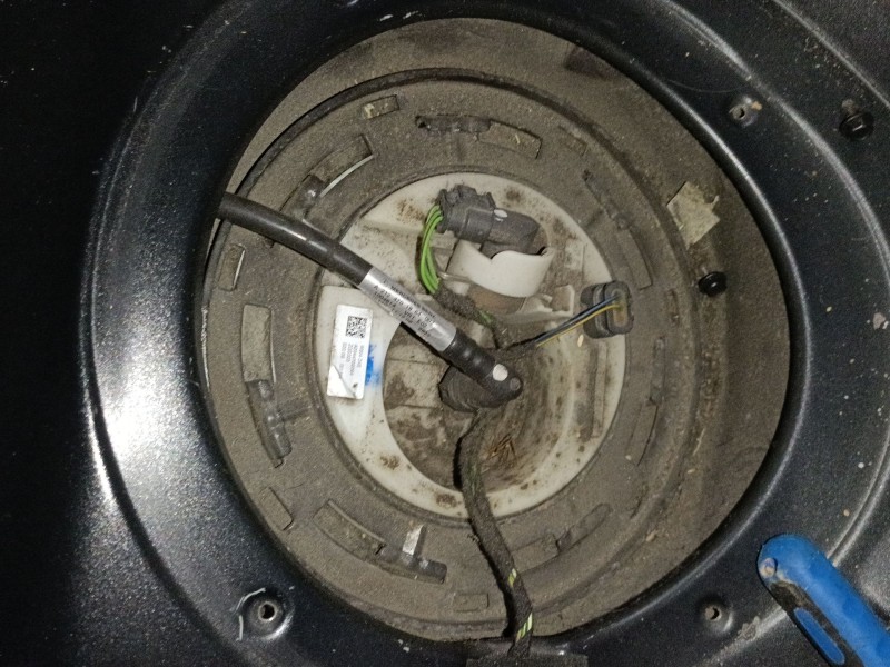 Recambio de aforador para mercedes-benz clase e (w212) e 350 cgi (212.057) referencia OEM IAM A204470294  