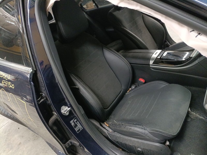 mercedes-benz clase c (w206) del año 2023