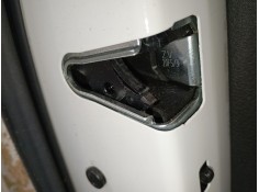 CERRADURA PUERTA TRASERA IZQUIERDA 