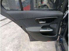 GUARNECIDO PUERTA TRASERA IZQUIERDA 