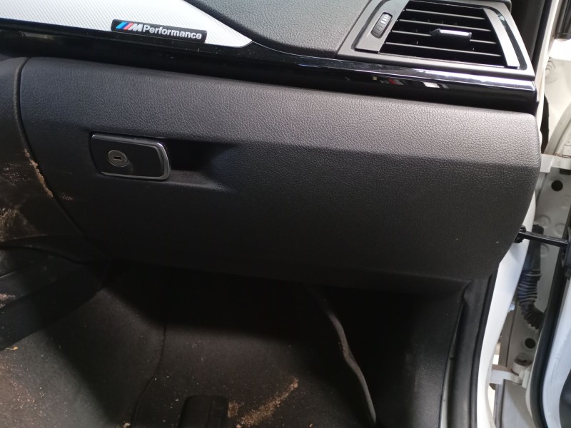 Recambio de guantera para bmw 3 (f30, f80) 318 d referencia OEM IAM   