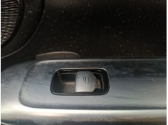 MANDO ELEVALUNAS DELANTERO DERECHO 