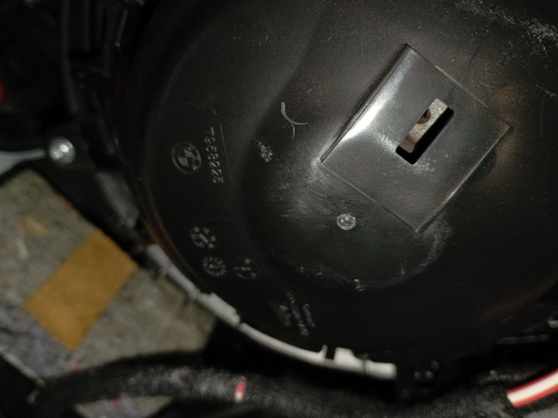 Recambio de ventilador calefaccion para bmw 3 (f30, f80) 318 d referencia OEM IAM   