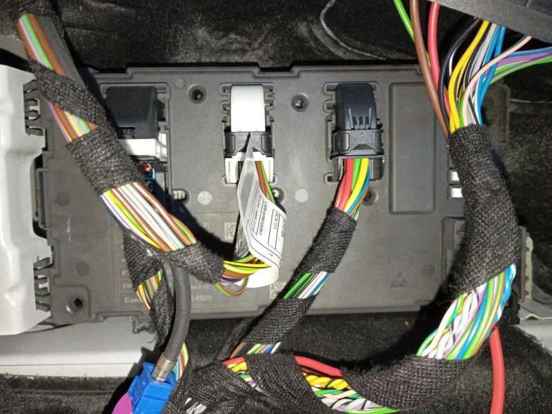 Recambio de caja reles / fusibles para bmw 3 (f30, f80) 318 d referencia OEM IAM   