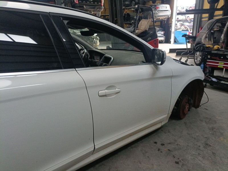 Recambio de puerta delantera derecha para volvo xc60 i suv (156) d3 referencia OEM IAM   