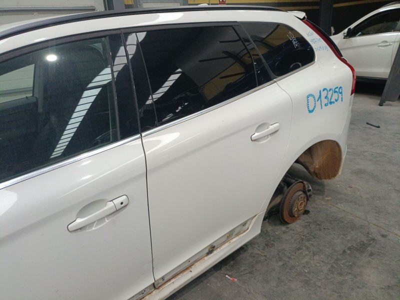 Recambio de puerta trasera izquierda para volvo xc60 i suv (156) d3 referencia OEM IAM   
