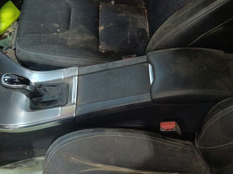Recambio de consola central para volvo xc60 i suv (156) d3 referencia OEM IAM   