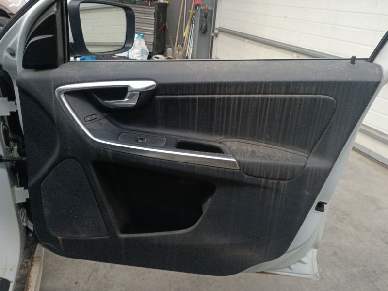 Recambio de guarnecido puerta delantera derecha para volvo xc60 i suv (156) d3 referencia OEM IAM   