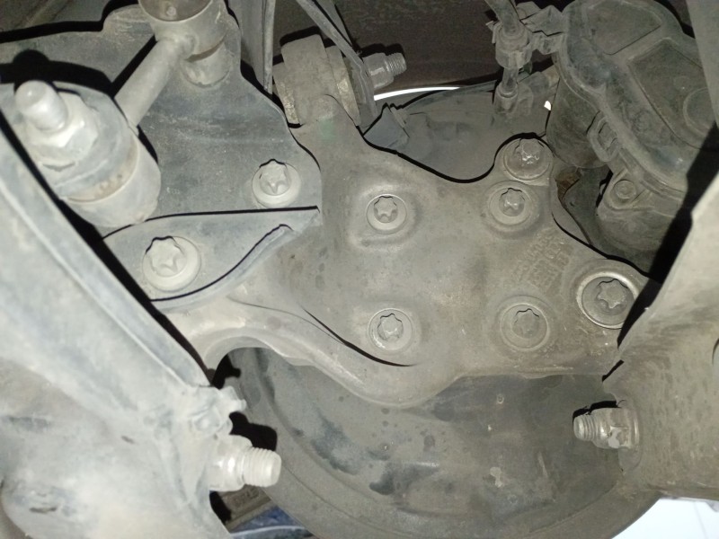 Recambio de mangueta trasera derecha para mercedes-benz clase a (w176) a 200 cdi / d (176.008) referencia OEM IAM   