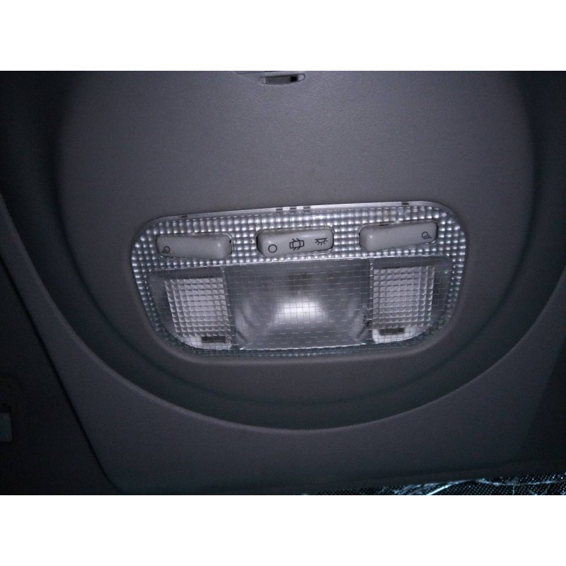 Recambio de luz interior para citroen berlingo station wagon feel referencia OEM IAM   