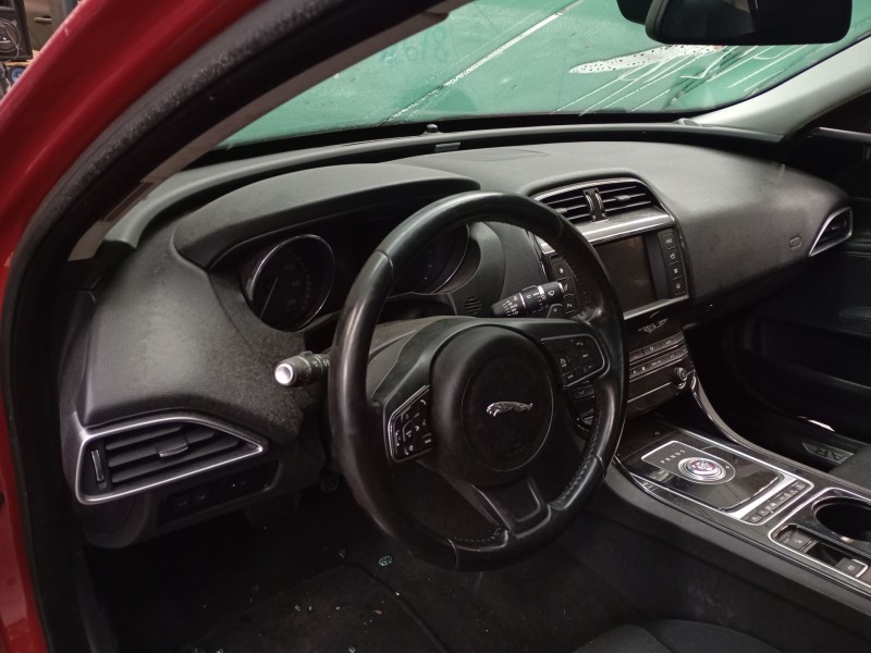 jaguar xe (x760) del año 2015