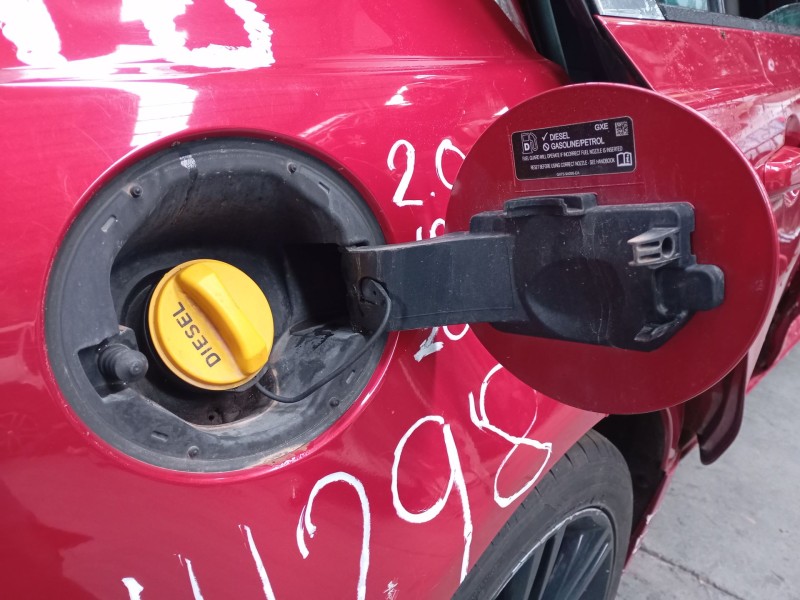 Recambio de tapa exterior combustible para jaguar xe (x760) 2.0 d referencia OEM IAM   