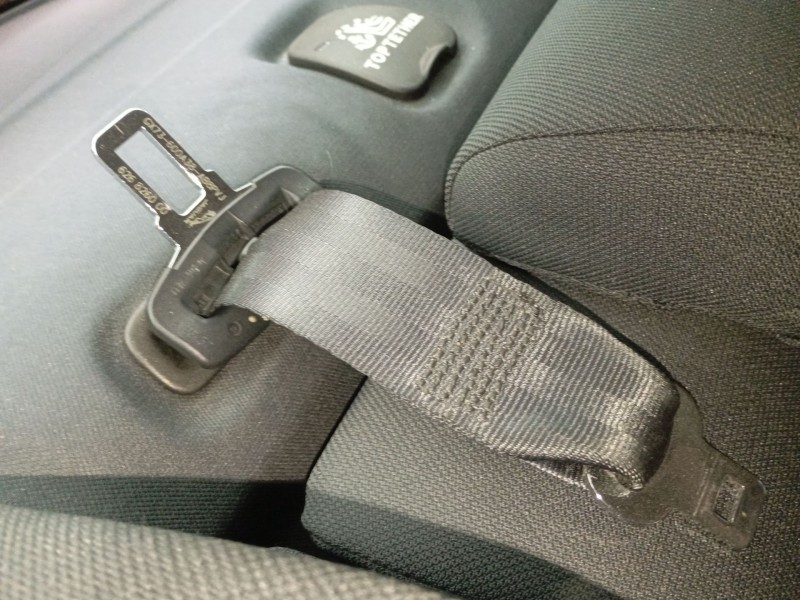 Recambio de cinturon seguridad trasero central para jaguar xe (x760) 2.0 d referencia OEM IAM   