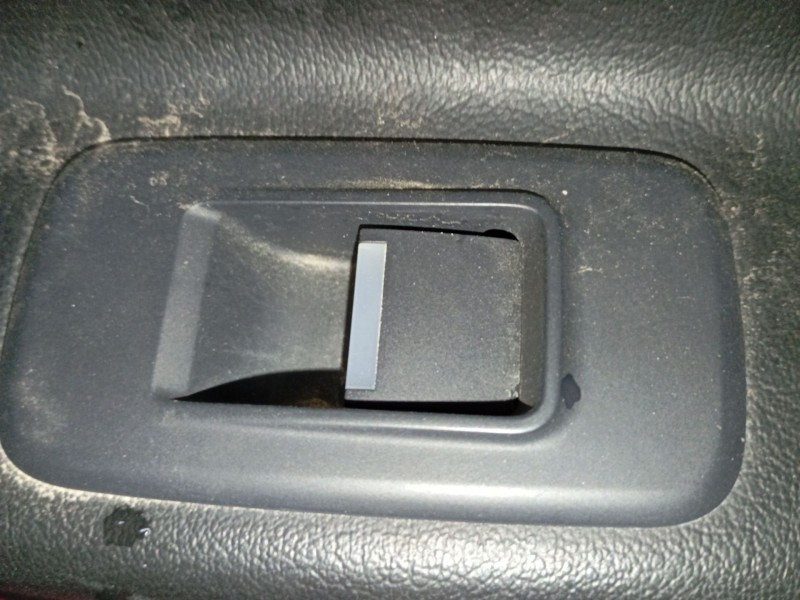 Recambio de mando elevalunas trasero derecho para jaguar xe (x760) 2.0 d referencia OEM IAM   