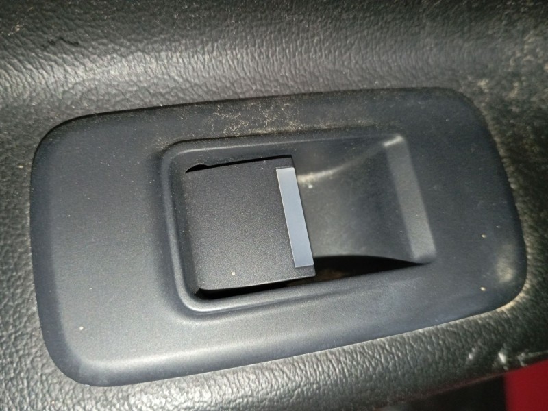 Recambio de mando elevalunas trasero izquierdo para jaguar xe (x760) 2.0 d referencia OEM IAM   