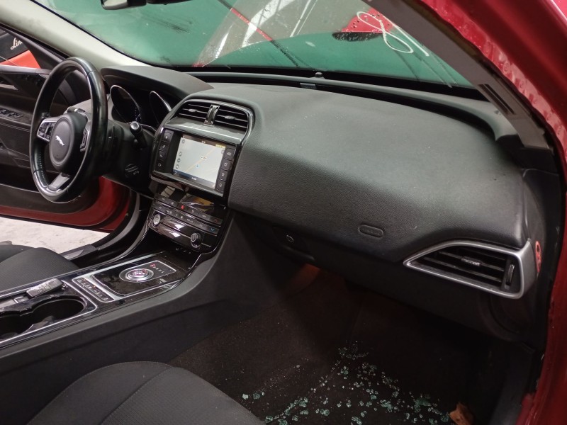 Recambio de salpicadero para jaguar xe (x760) 2.0 d referencia OEM IAM   