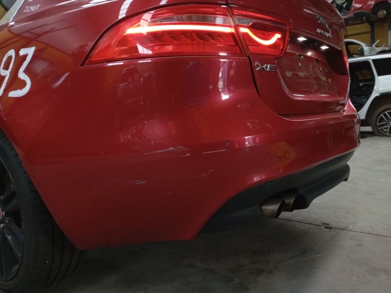 Recambio de paragolpes trasero para jaguar xe (x760) 2.0 d referencia OEM IAM   