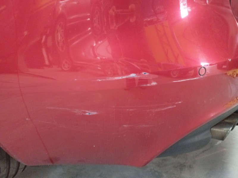 Recambio de paragolpes trasero para jaguar xe (x760) 2.0 d referencia OEM IAM   