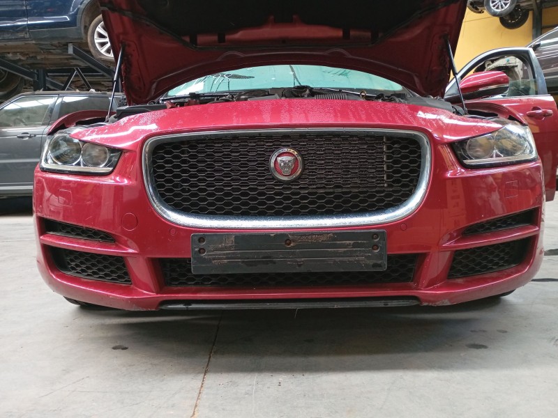 Recambio de paragolpes delantero para jaguar xe (x760) 2.0 d referencia OEM IAM   
