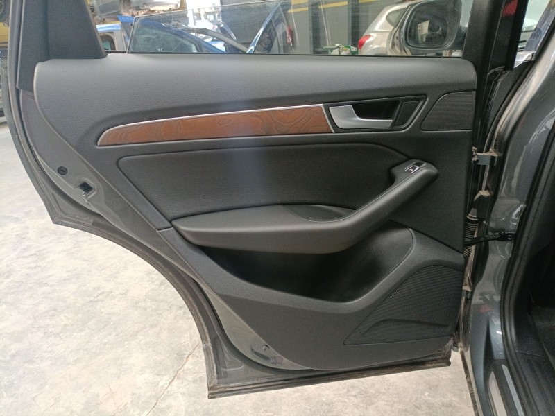 Recambio de guarnecido puerta trasera izquierda para audi q5 (8rb) 2.0 tdi quattro referencia OEM IAM   