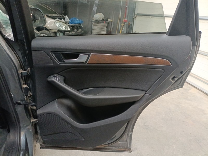Recambio de guarnecido puerta trasera derecha para audi q5 (8rb) 2.0 tdi quattro referencia OEM IAM   