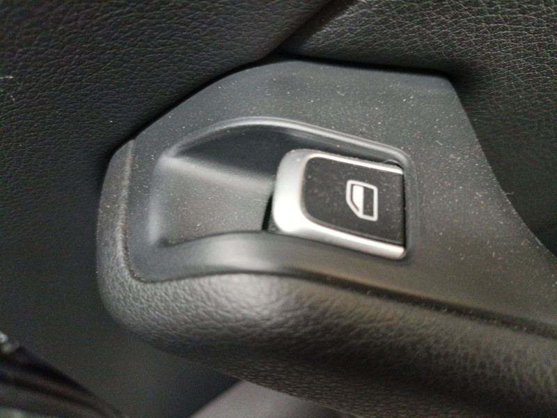 Recambio de mando elevalunas trasero derecho para audi q5 (8rb) 2.0 tdi quattro referencia OEM IAM   