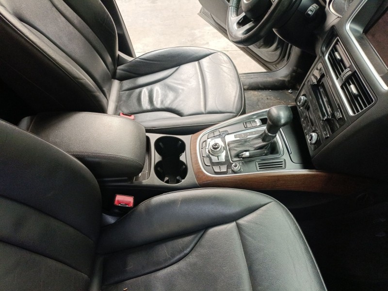 Recambio de consola central para audi q5 (8rb) 2.0 tdi quattro referencia OEM IAM   