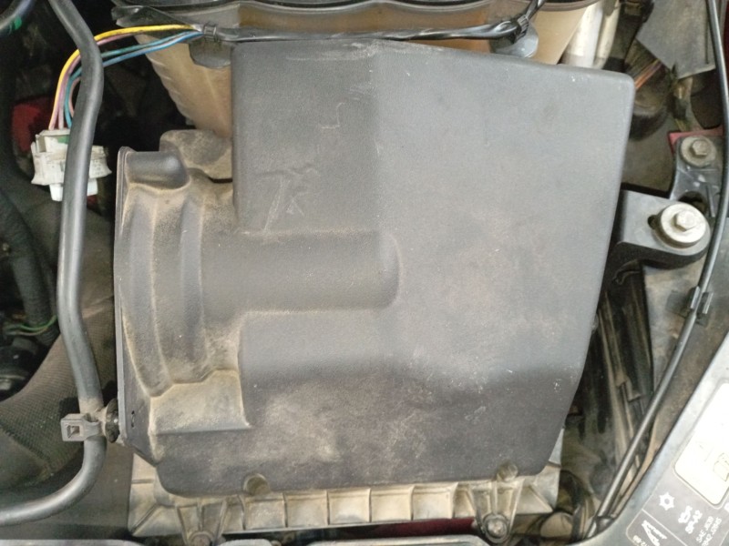 Recambio de filtro aire para jaguar xe (x760) 2.0 d referencia OEM IAM   