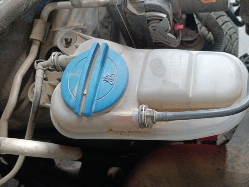 Recambio de deposito expansion para audi q5 (8rb) 2.0 tdi quattro referencia OEM IAM   