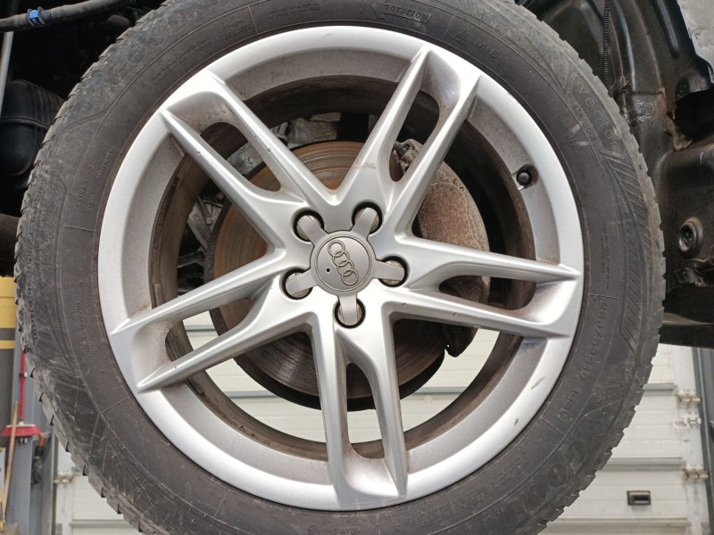 Recambio de llanta para audi q5 (8rb) 2.0 tdi quattro referencia OEM IAM 235/55/19  