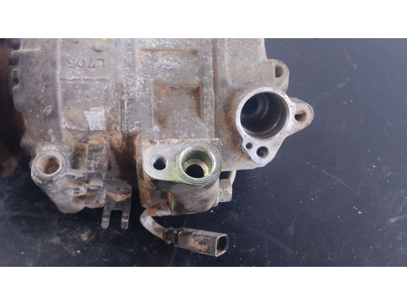 Recambio de compresor aire acondicionado para volkswagen multivan t5 (7hm, 7hn, 7hf, 7ef, 7em, 7en) 2.5 tdi referencia OEM IAM  